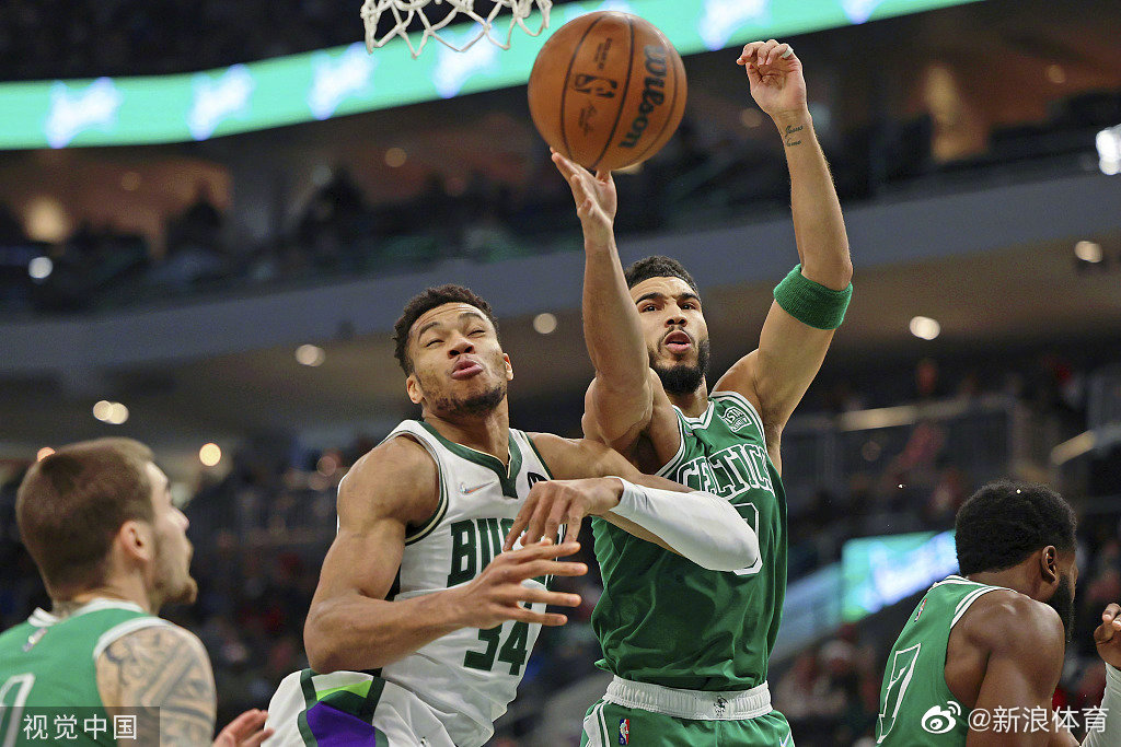  霍勒迪关键封盖，雄鹿加时险胜凯尔特人  